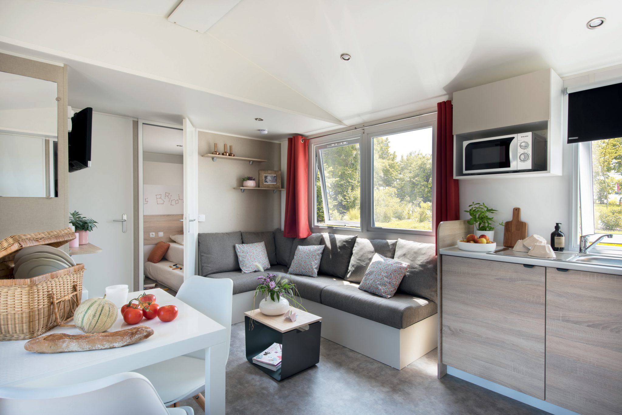 MAGNOLIA_SALON_2020