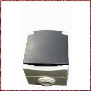 954769 – Prise 2P + T – 16A